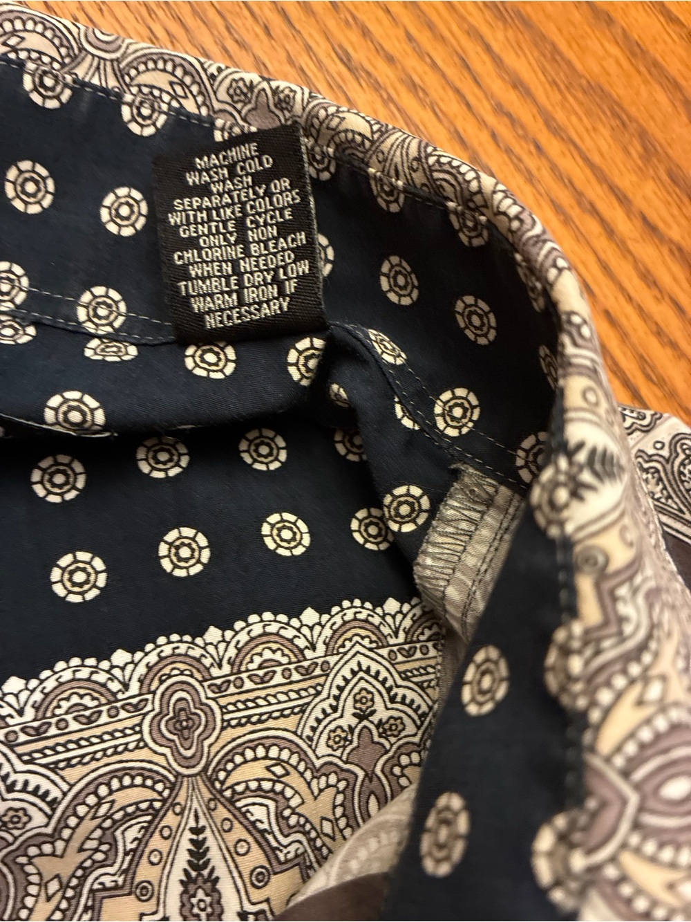 Mondo Di Marco Men's Paisley Patchwork Button-Up Shirt in Black and Brown vtg - Picture 9 of 10